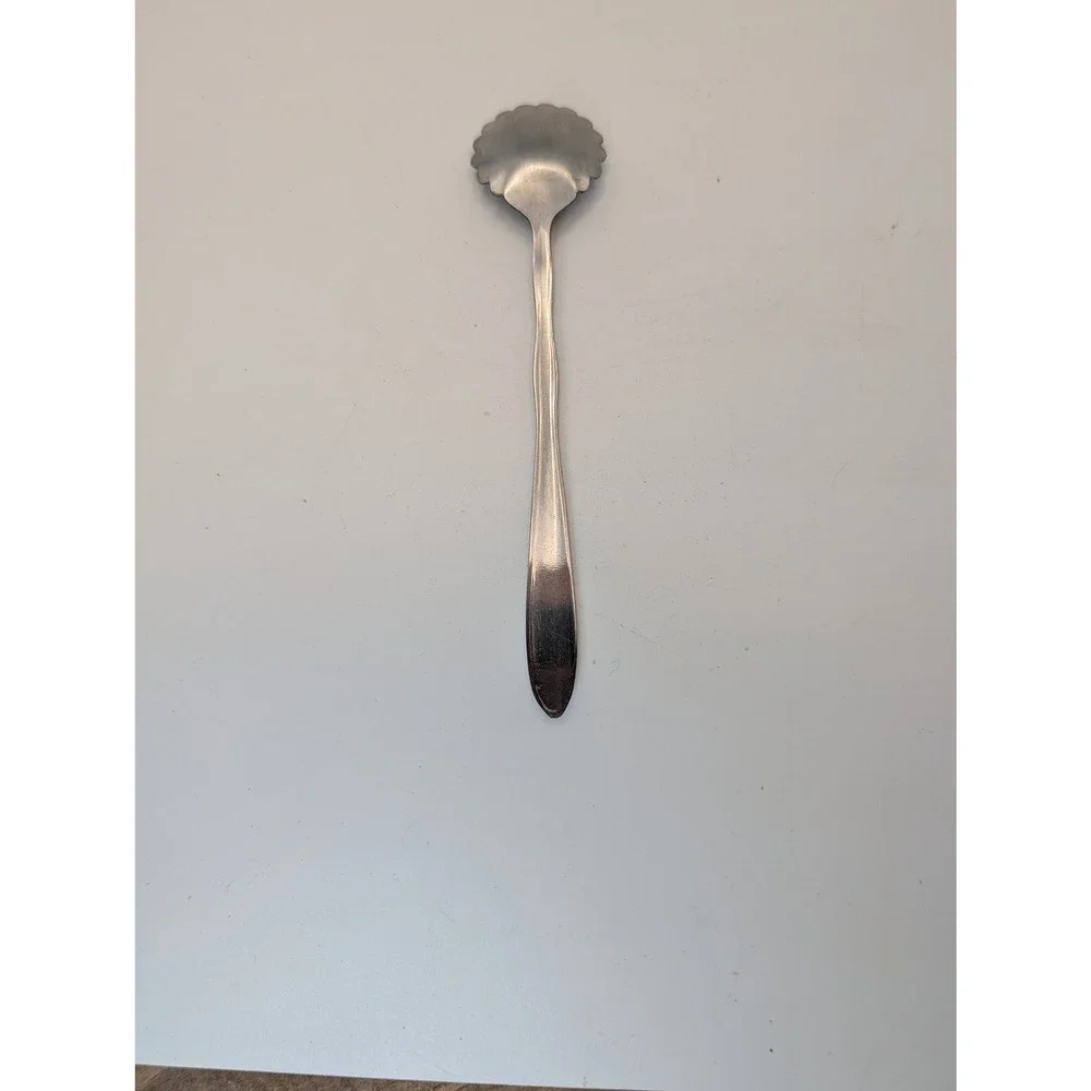 Vintage Silver Tone Sunflower Tea Spoon Twisted Handle Floral Scalloped Bowl